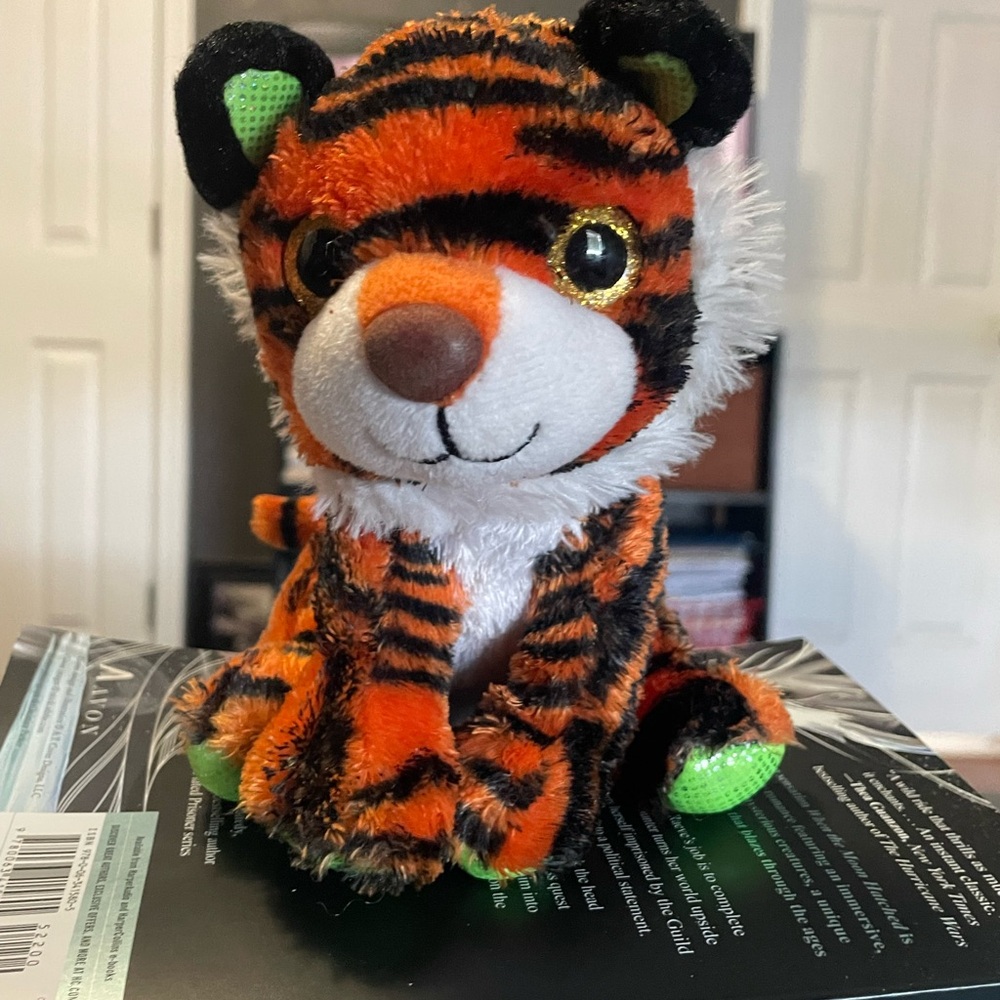 Tiger beanie baby